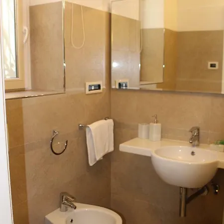 בית הארחה Le Caravelle 3*