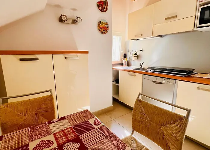 Le Caravelle Λεβάντο